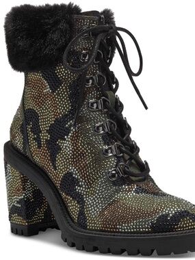 JESSICA SIMPSON Deliah Womens Rhinestone Round Toe Ankle Boots Size 8 Faux Fur